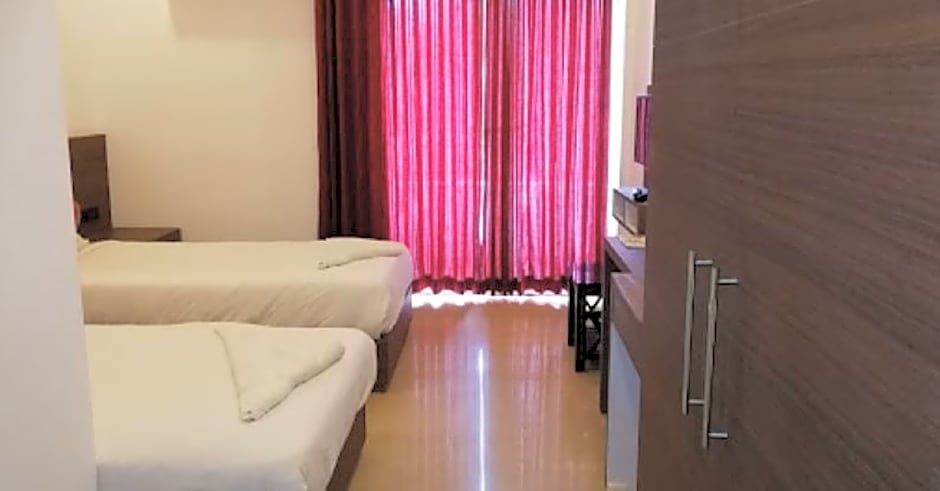 Photo 1 of 2 of Standard Twin Beds Room