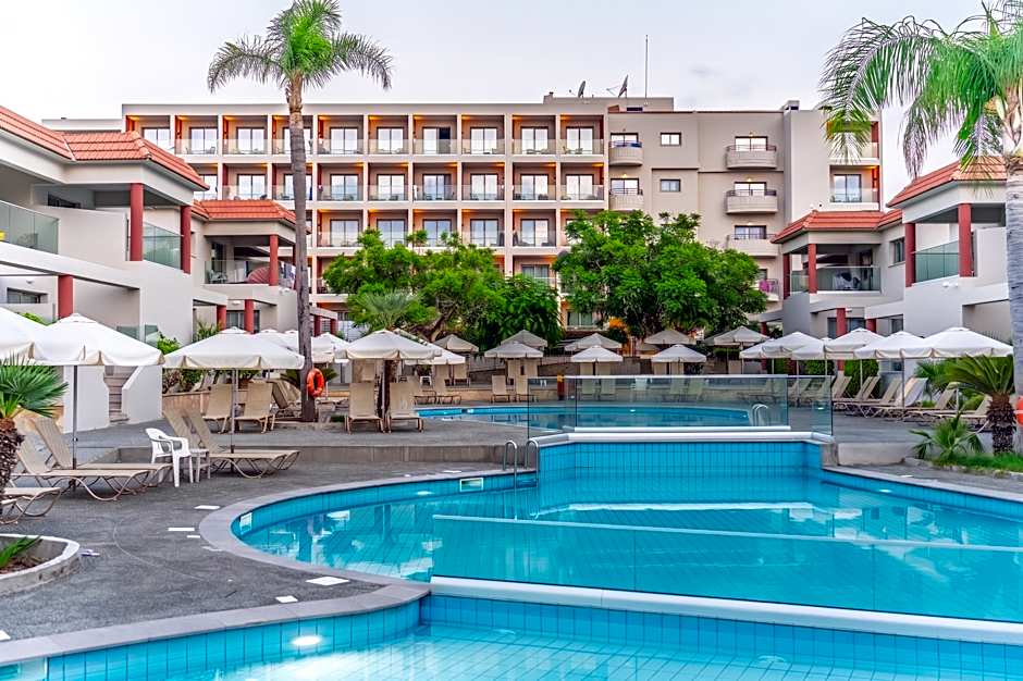 Sun Palace Protaras Waterpark Resort