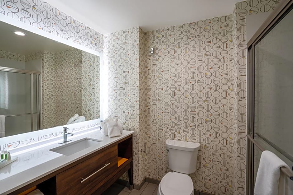 Holiday Inn and Suites Memphis Southeast Germantown By IHG