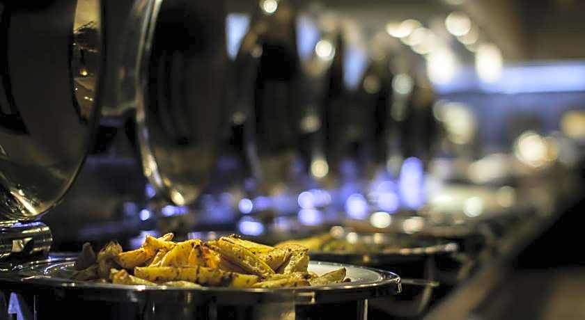 Hawthorn Suites By Wyndham Al Khobar