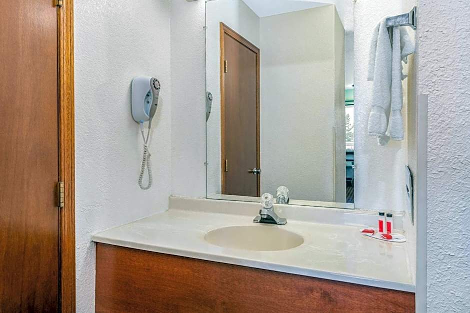 Super 8 by Wyndham Goodland