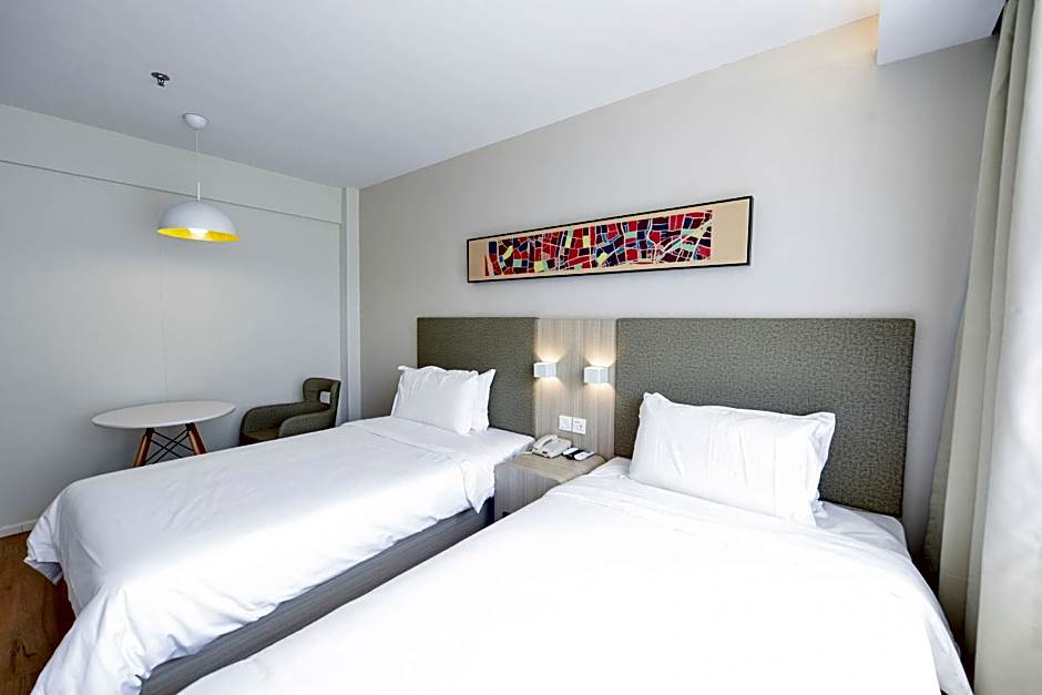 Hanting Hotel Dalian Nanshidao Street