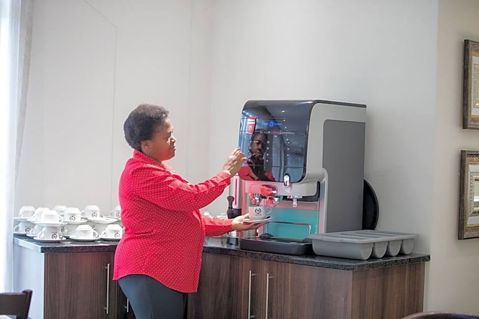 Hotel Savoy and Conference Centre