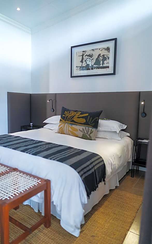 Liedjiesbos Urban Olive Farm Accommodation