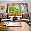 Evergreen Valley Inn