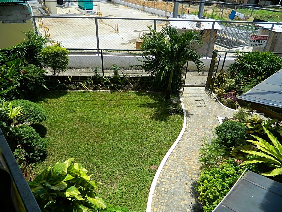 Fat Jimmy's Hotel Boracay