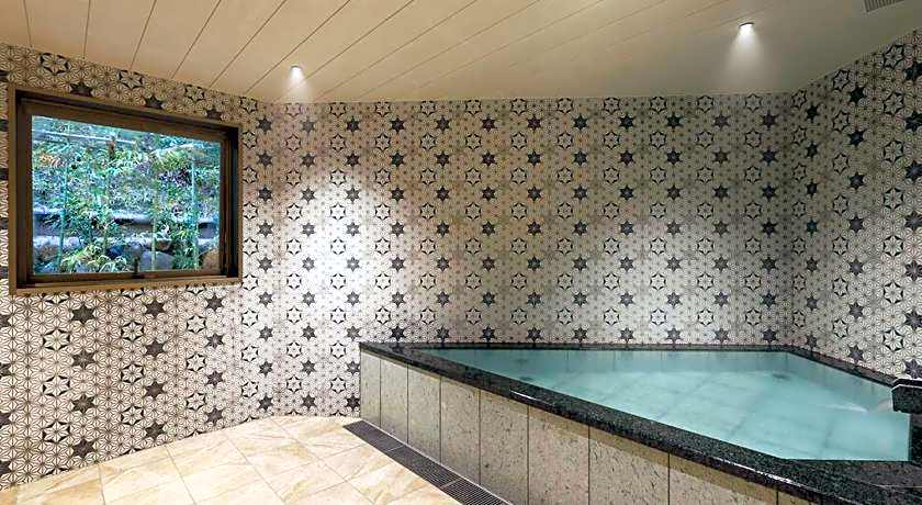 Yuraku Kinosaki Spa and Gardens Ryokan