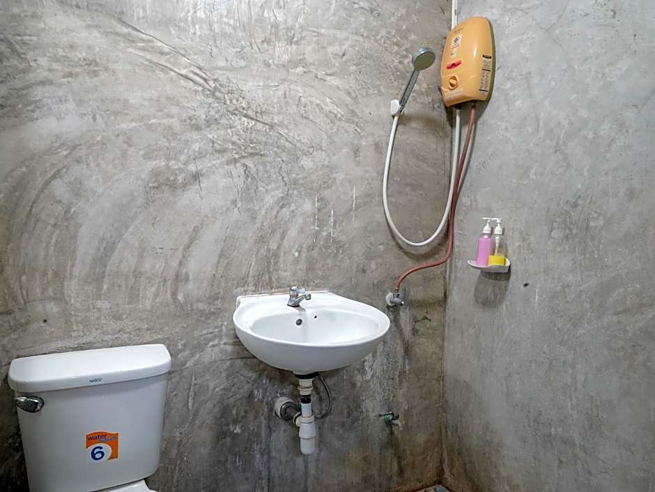 RoomQuest Amphawa VaylaSamran