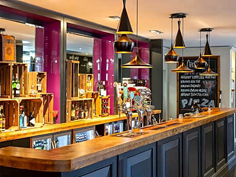 Ibis Bristol Temple Meads Hotel