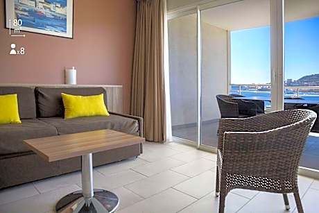 Three-Bedroom Suite with Terrace