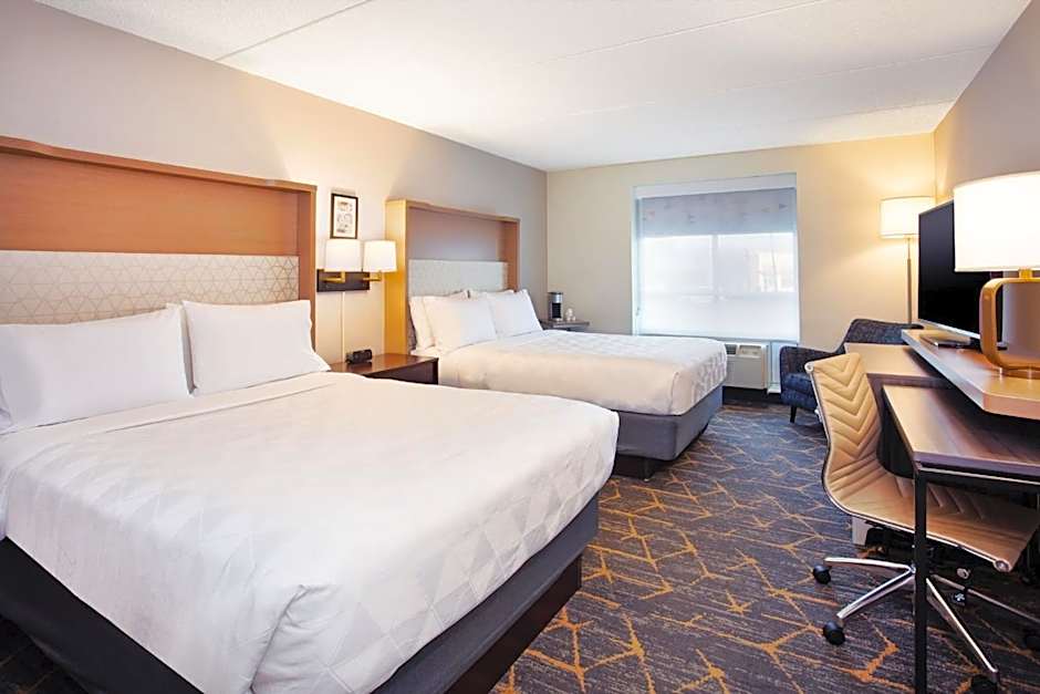Holiday Inn Canton-Belden Village By IHG