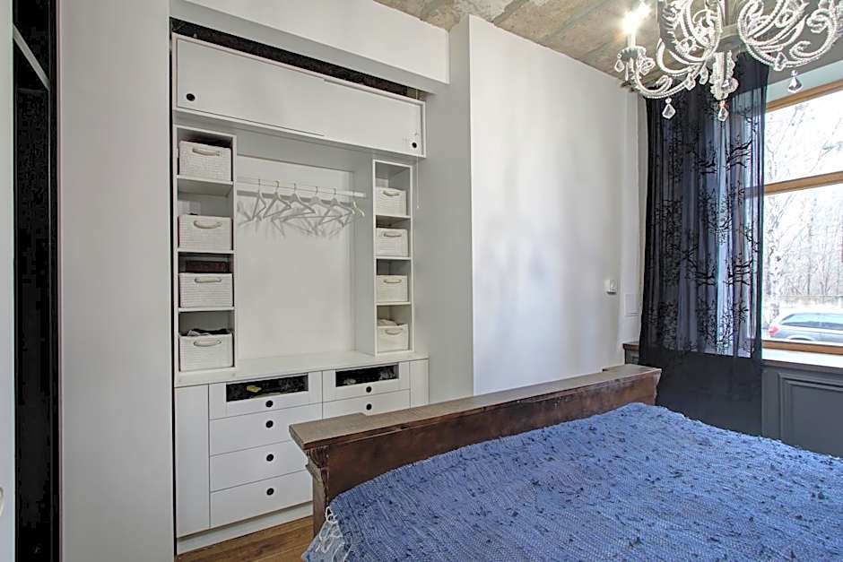 Mitten Village Family Residence