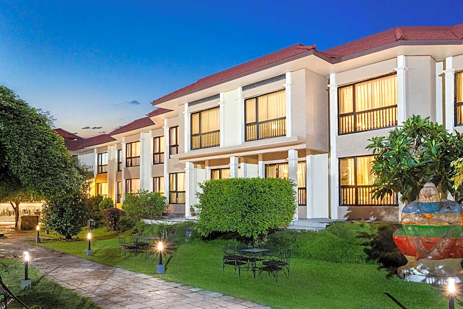 Hotel Pokhara Grande