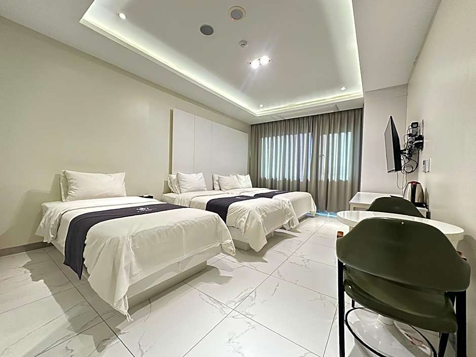 Rosabell Hotel