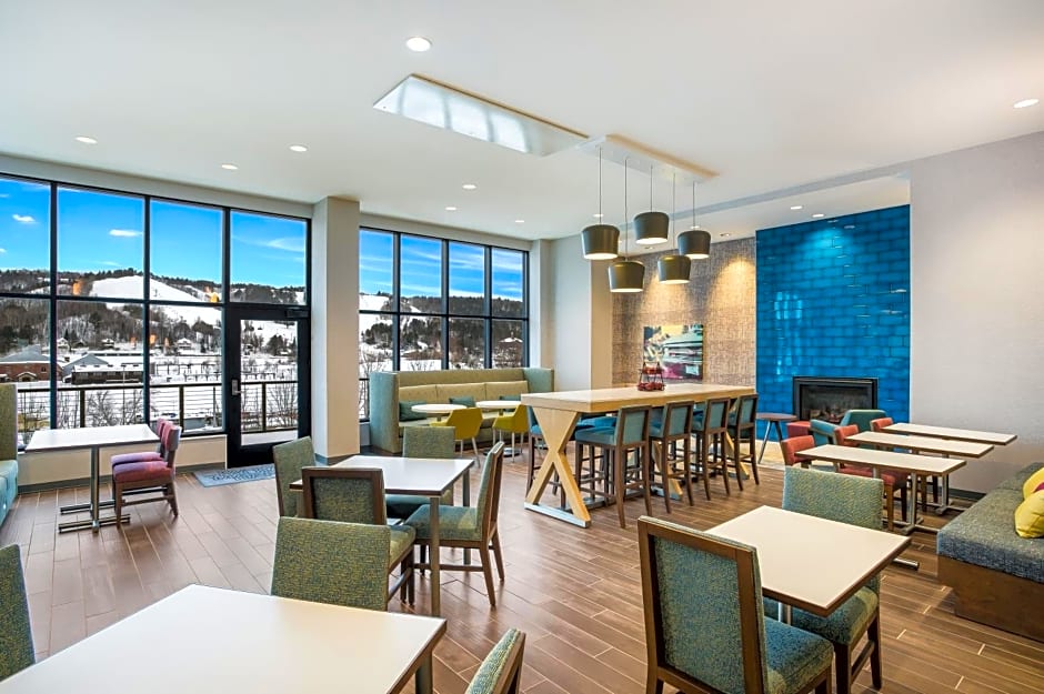 Hampton Inn & Suites Houghton