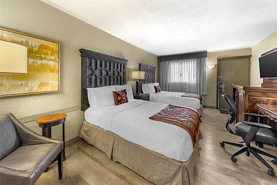 Photo 1 of 4 of 2 Double Beds, Accessible