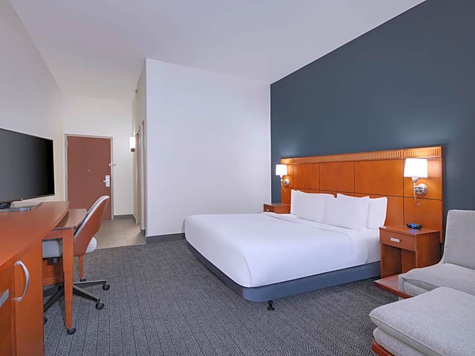 Courtyard by Marriott Tampa North/I-75 Fletcher