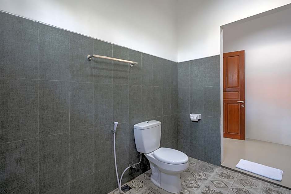 Nusa Indah Onai Hotel