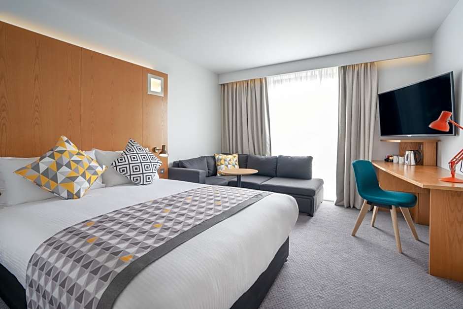 Holiday Inn Bournemouth By IHG