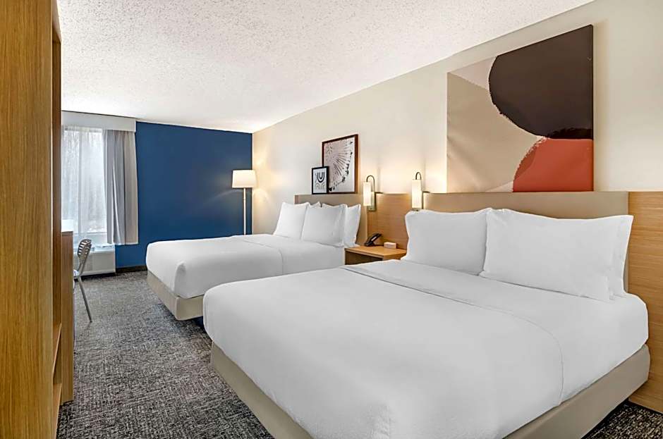 Spark by Hilton Roanoke Airport