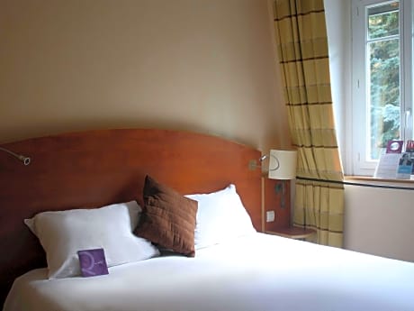 Classic Room with 1 double bed and 1 pull-out bed