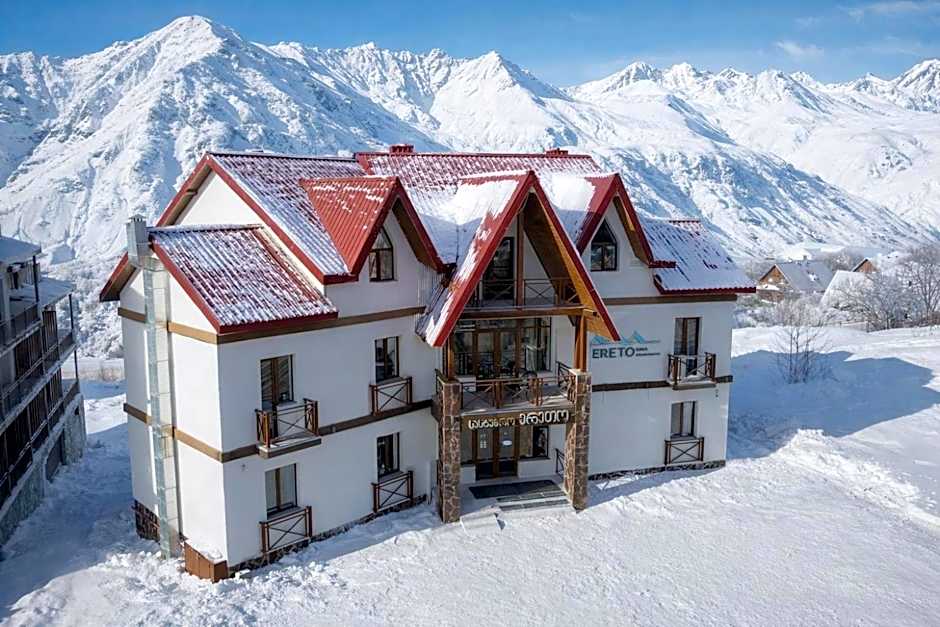 Ereto Hotel by SnowTime