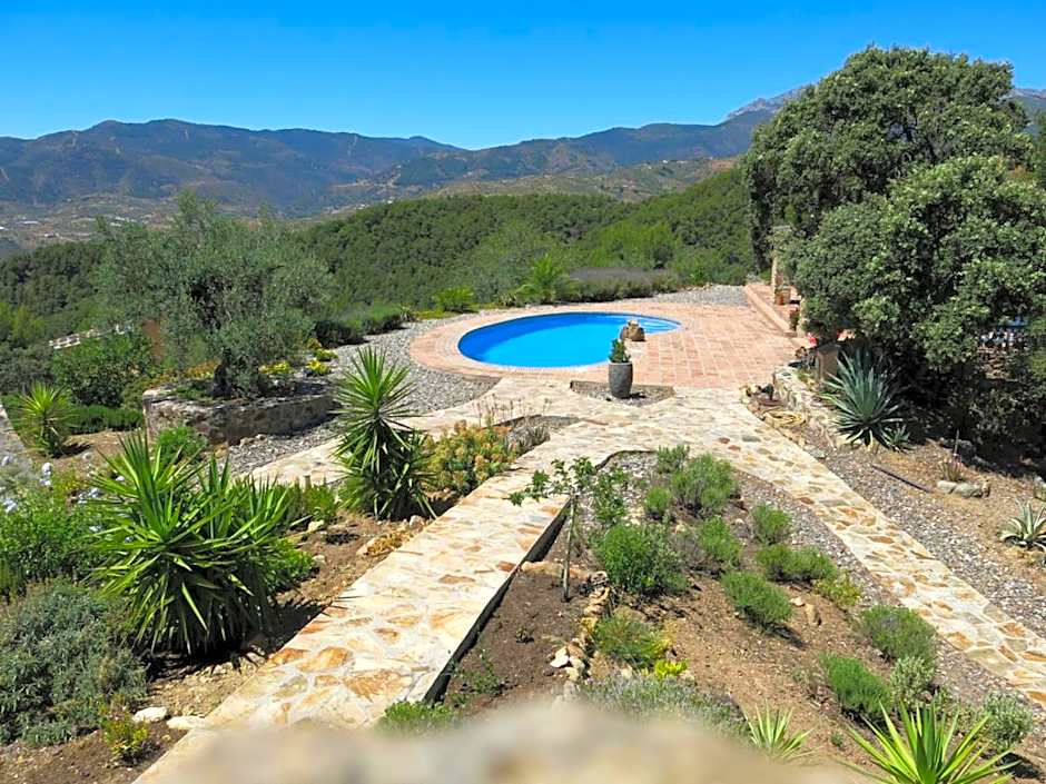 Super cosy house with private pool and amazing view