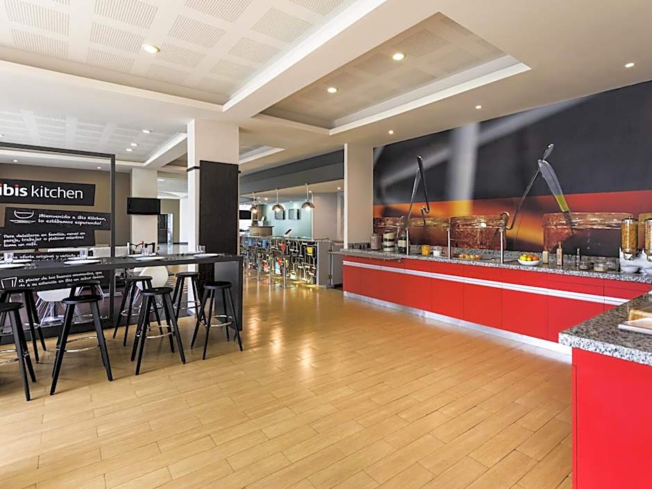 Ibis Monterrey Valle