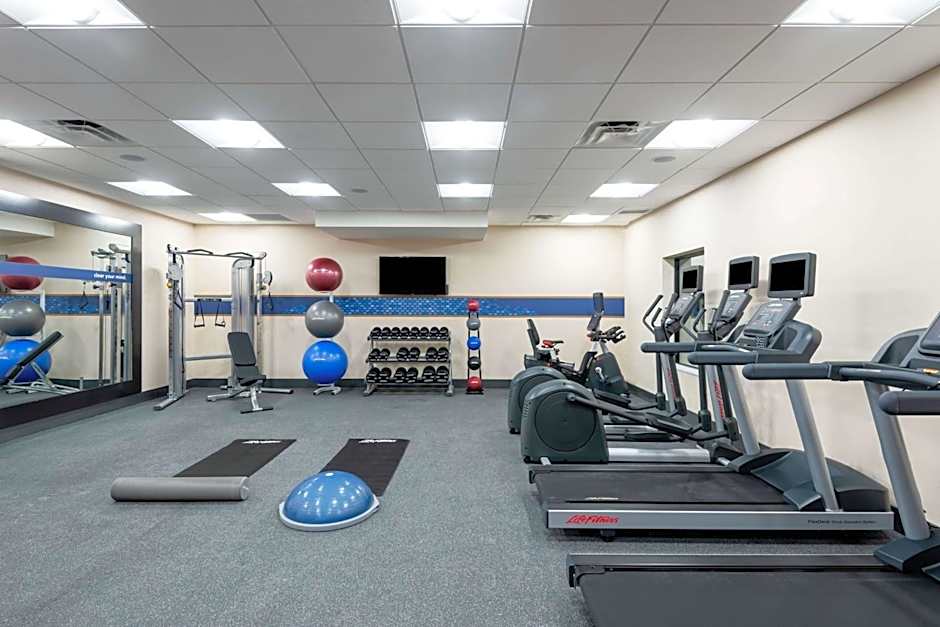 Hampton Inn By Hilton Baltimore Bayview Campus