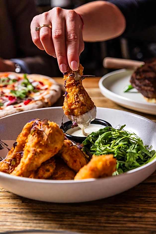 Holiday Inn Warwick Farm By IHG