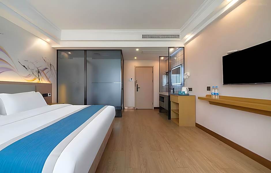 Rio Hotel