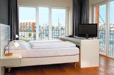 Junior Suite with Canal View