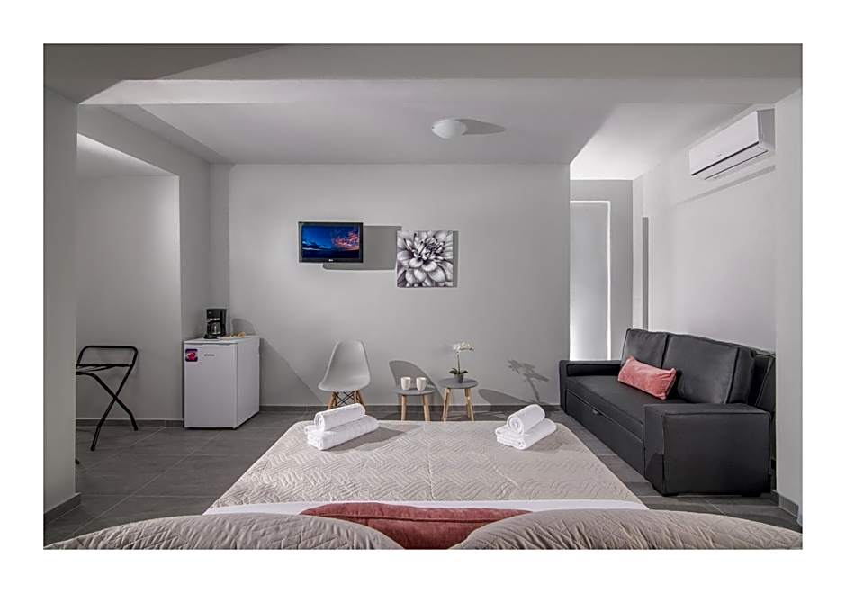 Golden Sunlight Hotel by Estia