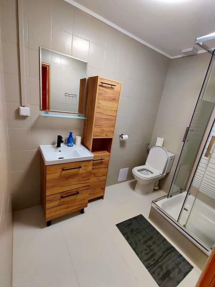 Pod bocianim gniazdem