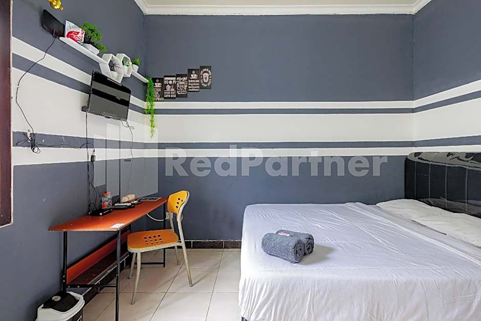 Karawaci Taman Permata Tiga Mitra RedDoorz