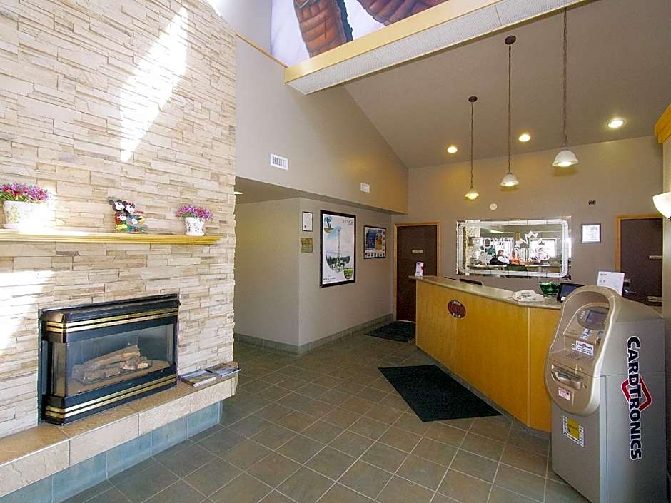 Best Maple Inn - Drayton Valley