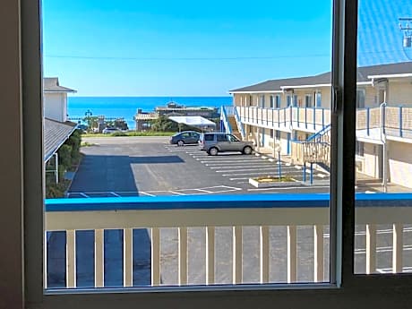 Queen Room with Sea View