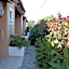 Pythos Studios & Appartments