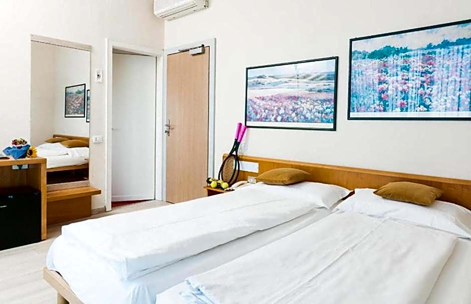 Club Hotel Olivi - Tennis Center