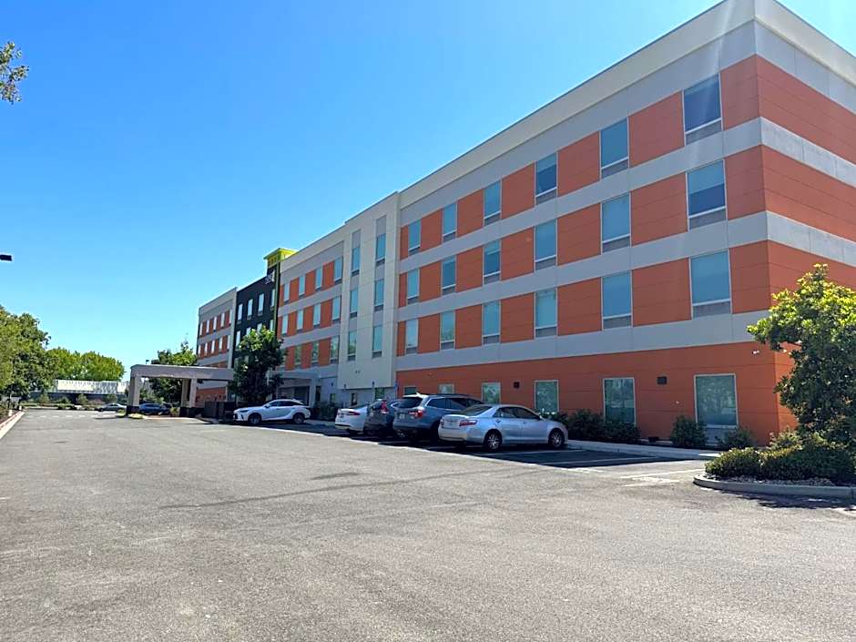 Home2 Suites by Hilton Hayward