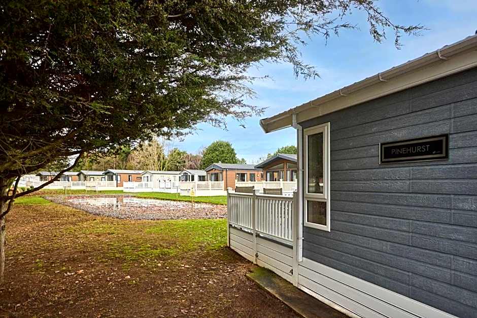 The Haven Lodge with Hot Tub