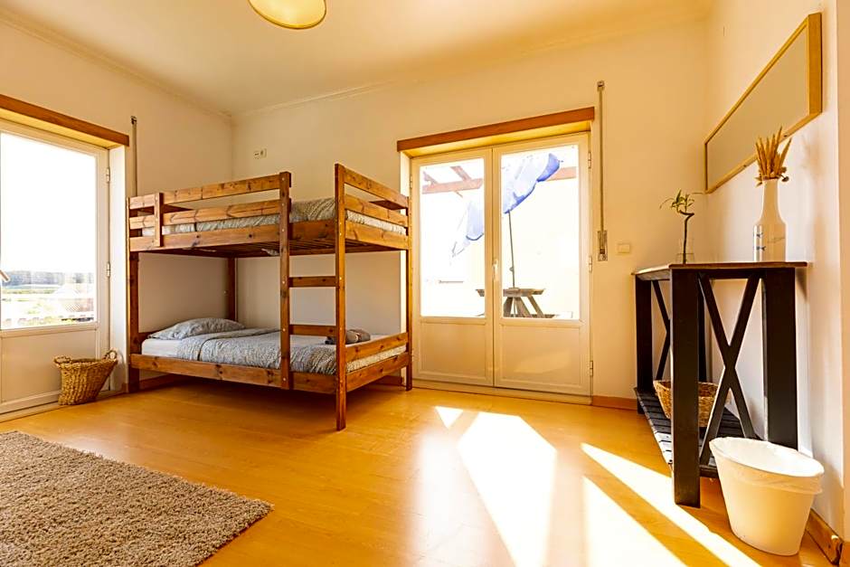 Pineapple Surf House