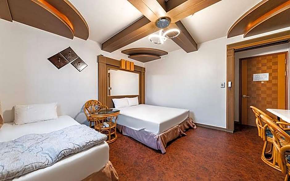 Gongju Hotel del Luna