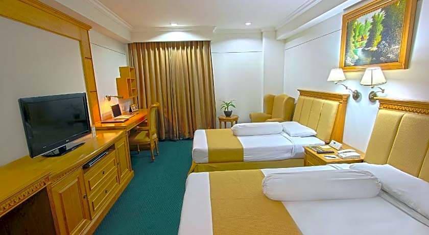 Harmoni Suites Hotel