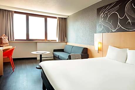 Executive Double Room with Sofa Bed