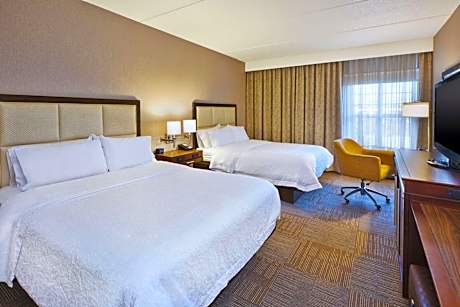 Room with Two Queen Beds - Non-Smoking