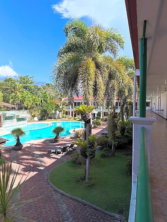 Dotties Place Hotel and Restaurant