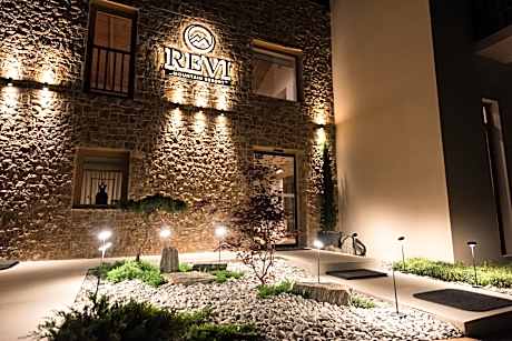 Revi Mountain Resort Boutique Hotel