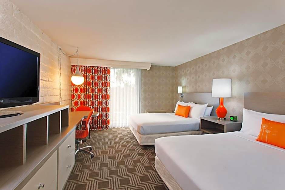 Photo 1 of 4 of Deluxe 2 Queen Beds