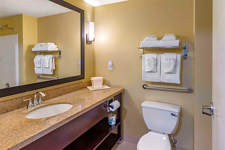 Comfort Inn & Suites Tooele-Salt Lake City